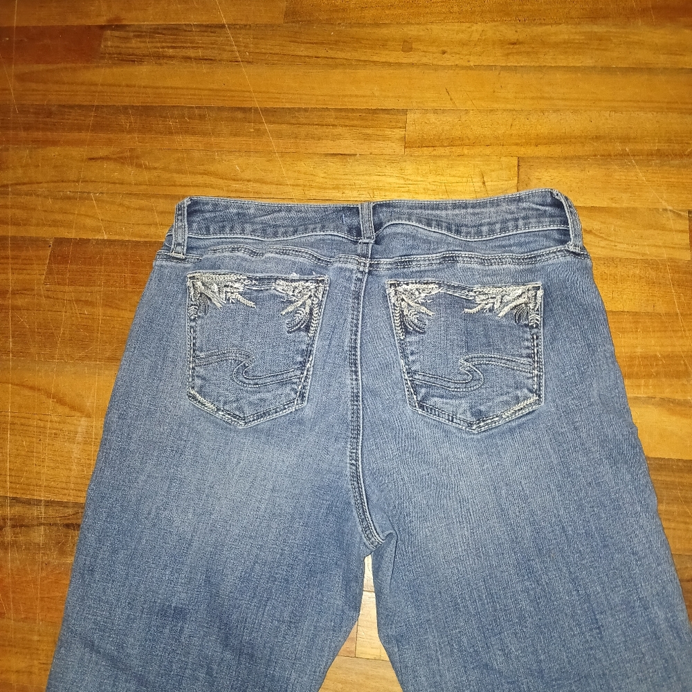 Silver Jeans Blue Boot Cut with Leaf Embroidery
